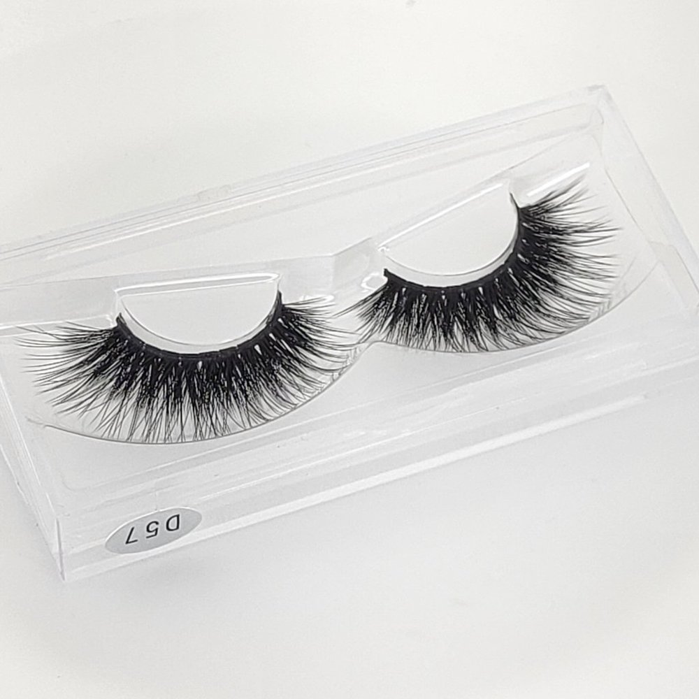 3D Faux Silk Eyelashes Winged Silk Eyelashes - Picture 3 of 3